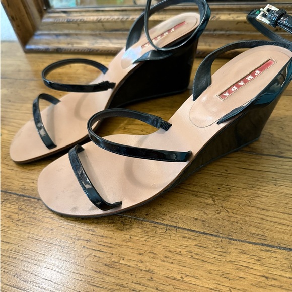Prada Authentic Wedges 37 great condition - Picture 2 of 5